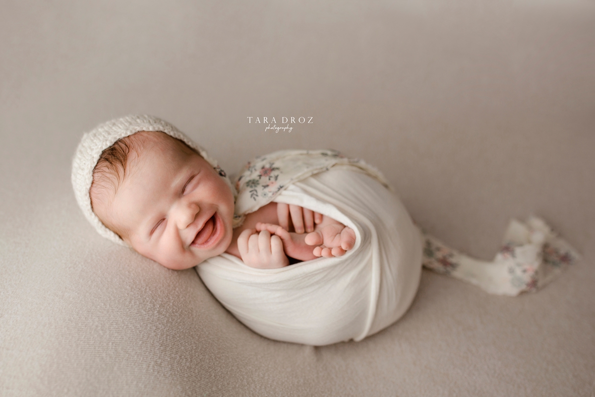 newborn photographer brighton michigan hartland michigan baby photographer_WEB